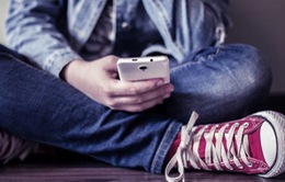 Lạm dụng điện thoại thông minh có thể gây ADHD ở vị thành niên