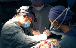 Phẫu thuật thành công các trường hợp biến dạng hộp sọ kèm não úng thủy