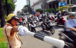 Phân luồng giao thông đường Nguyễn Huệ (TP.HCM)