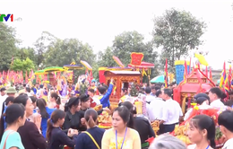 Hàng nghìn người tham dự Lễ hội truyền thống đền Bảo Hà - Lào Cai 2018