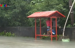 Người dân Philippines sơ tán do lũ lụt