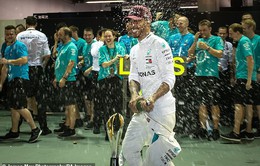 Lewis Hamilton giành chiến thắng thuyết phục tại Singapore GP