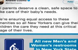 New York: Yêu cầu phòng vệ sinh nam phải có bàn thay tã cho con