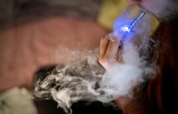 Mỹ điều tra nguyên nhân gây bệnh phổi liên quan tới thuốc lá điện tử