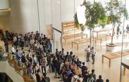 iPhone 11 ra mắt, người Thái Lan xếp hàng chờ mua từ lúc nửa đêm