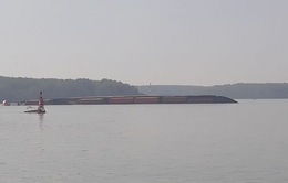 Hoàn thành trục vớt tàu chìm trên sông Lòng Tàu trước ngày 30/11