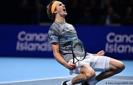 ATP Finals 2019: Đánh bại Daniil Medvedev, Alexander Zverev giành quyền vào bán kết