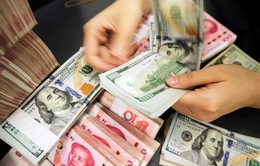 Trung Quốc tăng "dự trữ ngầm" để tránh phụ thuộc đồng USD
