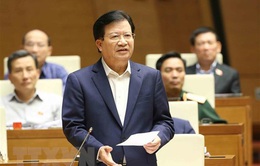 Phó Thủ tướng Chính phủ Trịnh Đình Dũng làm rõ các vấn đề về điện