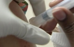 Tiêm vaccine phòng tránh HIV có thể bảo vệ không lây nhiễm