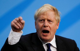 Thủ tướng Anh cam kết giảm số người nhập cư nếu đắc cử