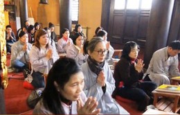 Cộng đồng người Việt tại Ukraine cầu bình an tại chùa Trúc Lâm Kharkov