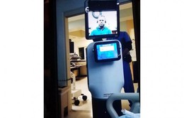 Sử dụng robot để thông báo người bệnh sắp qua đời gây phẫn nộ ở Mỹ