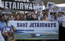 Hơn 1.000 phi công Ấn Độ ngừng bay vì bị nợ lương