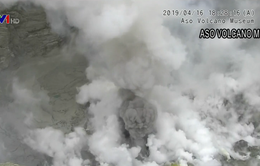 Núi lửa Aso Nhật Bản phun trào