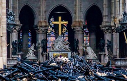 Pháp cảnh báo nguy cơ ô nhiễm chì sau vụ cháy Nhà thờ Đức bà Paris
