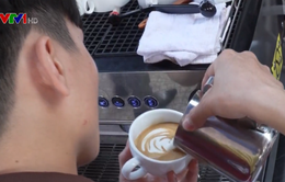 Thi pha chế cà phê chào mừng Festival biển Nha Trang