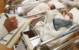 Tỷ lệ sinh tại Mỹ giảm xuống mức thấp nhất trong hơn 3 thập kỷ