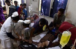 Ấn Độ: Ngộ độc rượu khiến 8 người thiệt mạng, hơn 100 người nhập viện