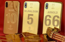 Mỗi cầu thủ Liverpool được tặng 1 chiếc iPhone X mạ vàng