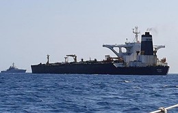 Thuyền trưởng và thuyền phó tàu chở dầu Iran bị bắt ở Gibraltar