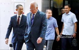 Cựu Thủ tướng Malaysia tiêu 803.000 USD trong 1 ngày để mua trang sức