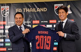 Đồng ý gia hạn 2 năm với LĐBĐ Thái Lan, HLV Nishino nhận lương khủng