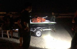 Hai học sinh bị sóng cuốn mất tích trên biển Đà Nẵng