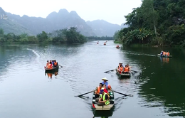 Khám phá Tràng An cùng những hướng dẫn viên nông dân