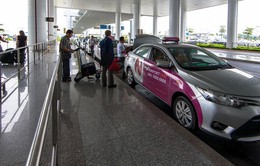 Khuyến cáo hành khách về taxi dù tại sân bay Nội Bài