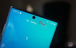 Giải mã về chấm trắng bí ẩn xuất hiện trên màn hình Galaxy Note10