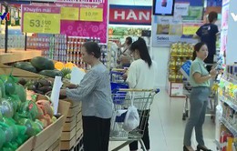 Sức mua tăng tại các điểm bán hàng Việt bình ổn giá