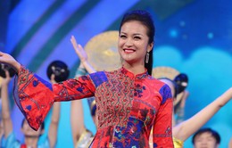 Quán quân Sao mai 2017 Tố Hoa tỏa sáng tại Liên hoan phim và truyền hình Trung Quốc - ASEAN