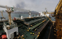 Tàu chở nhiên liệu của Iran tới hỗ trợ Venezuela