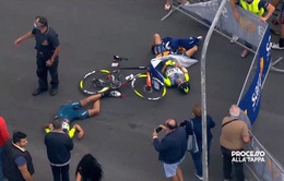 Tay đua xe đạp gặp tai nạn vì... trực thăng tại Giro d'Italia 2020