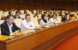 Quốc hội thông qua Nghị quyết về kế hoạch phát triển kinh tế - xã hội năm 2021