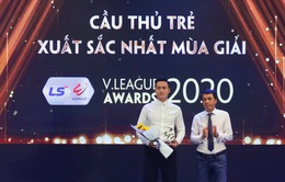 Bùi Hoàng Việt Anh giành giải Cầu thủ trẻ xuất sắc nhất mùa giải 2020