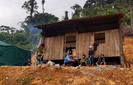 Lập làng, làm nhà mới cho dân mất nhà tại Trà Leng