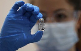 Israel: 13 người bị liệt mặt sau khi tiêm vaccine của Pfizer-BioNTech