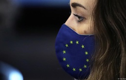 EU họp khẩn cấp về biến thể mới của virus