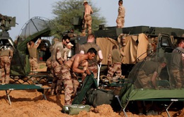 Pháp triển khai thêm binh sĩ tại Tây Phi