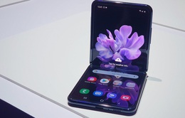 Khốn đốn vì dịch bệnh, dân Trung Quốc vẫn "phát cuồng" với Galaxy Z Flip