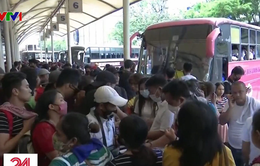 Hàng trăm người Philippines rời Manila trước khi lệnh phong tỏa có hiệu lực