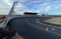 Trường đua Zandvoort hoàn thành xây dựng khúc cua dốc cho GP Hà Lan