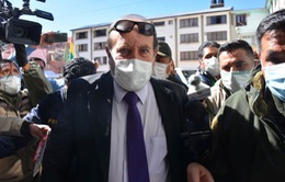 Dính bê bối "đội giá" máy thở, cựu Bộ trưởng Y tế Bolivia bị tạm giam