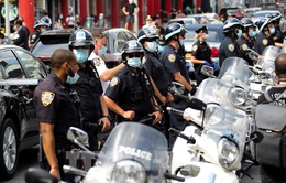 Sau 5 ngày biểu tình rầm rộ: 1.200 người ở New York bị bắt, 40 cảnh sát bị thương