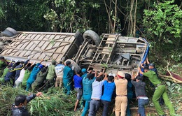 Vụ xe khách lao xuống vực ở Kon Tum: Thêm 1 nạn nhân tử vong