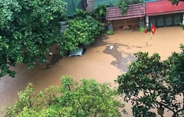 Mưa lớn ở Hà Giang, Lào Cai: Đường biến thành sông, 2 người tử vong