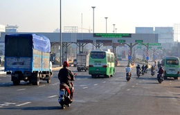 Cầu Đồng Nai thông thoáng sau khi tạm dừng thu phí