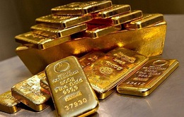 Giá vàng trong nước tăng cao, vàng thế giới quay đầu giảm